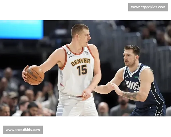 湖人奋力拼搏迎战掘金季后赛第四场关键对决，巅峰对决谁能笑到最后