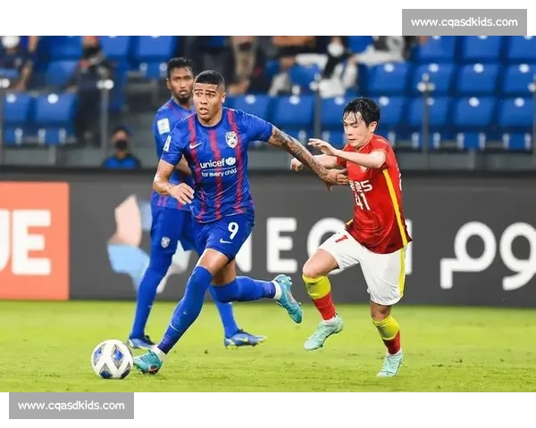 恒大对阵广岛三箭亚冠焦点战激情碰撞引爆球迷期待巅峰之夜对决